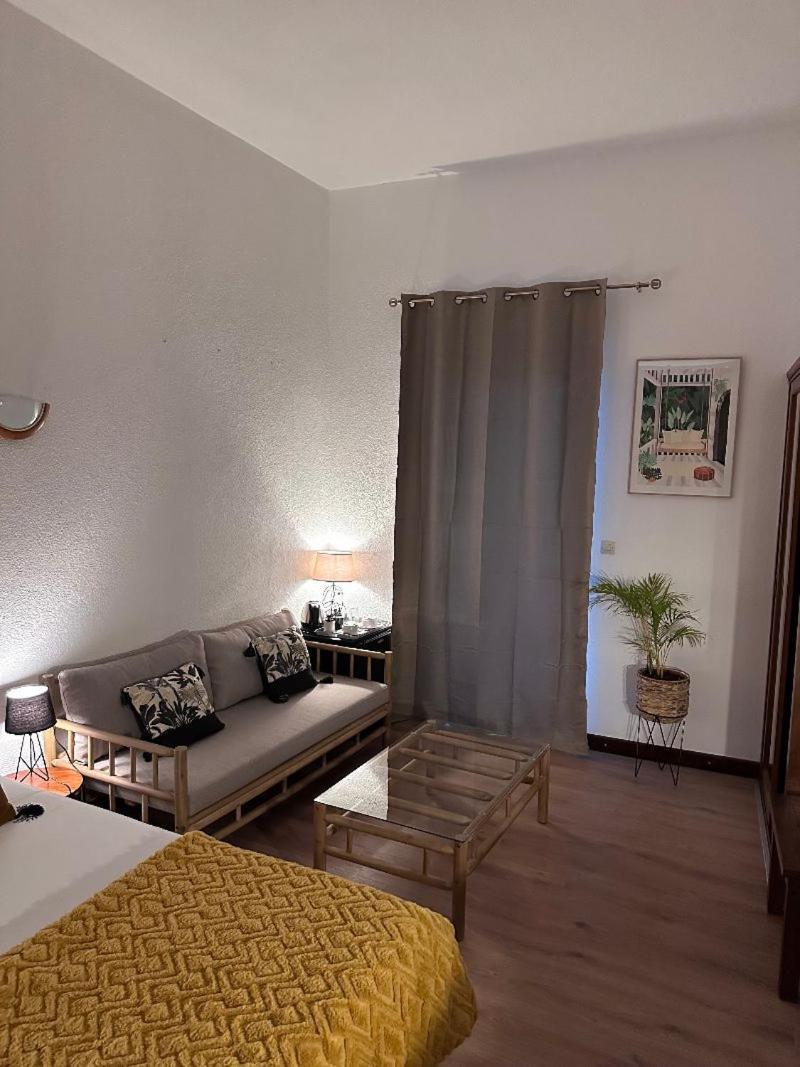 Hotel Residence Le Phoenix Saint Pierre Ngoại thất bức ảnh