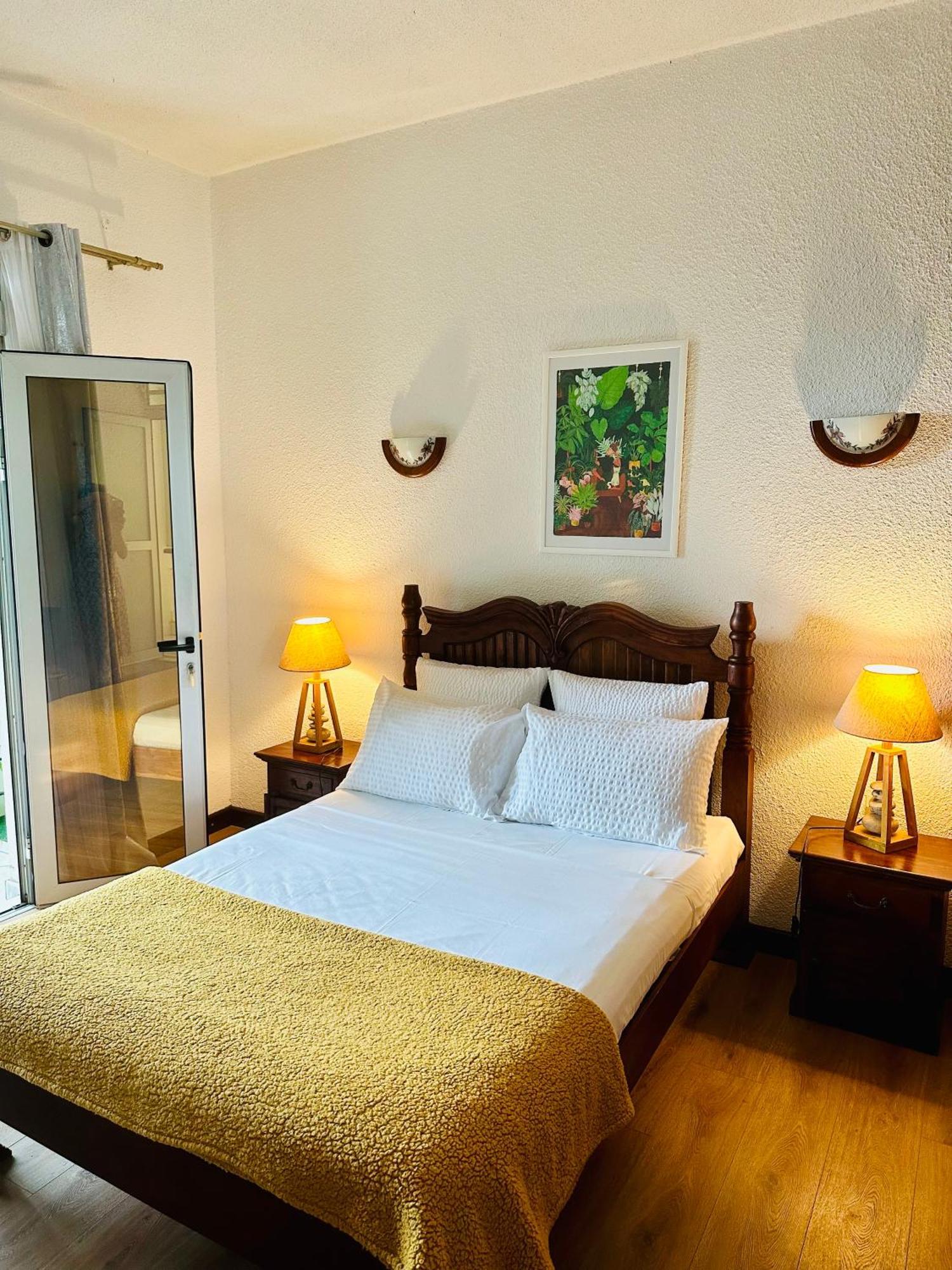 Hotel Residence Le Phoenix Saint Pierre Ngoại thất bức ảnh