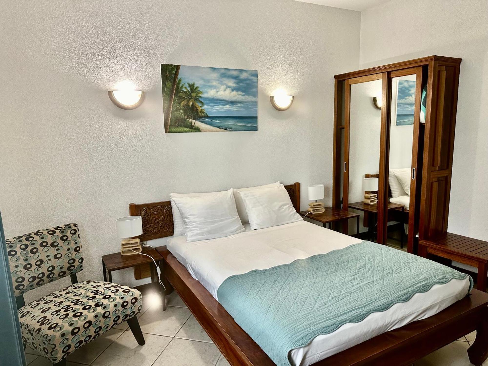 Hotel Residence Le Phoenix Saint Pierre Ngoại thất bức ảnh