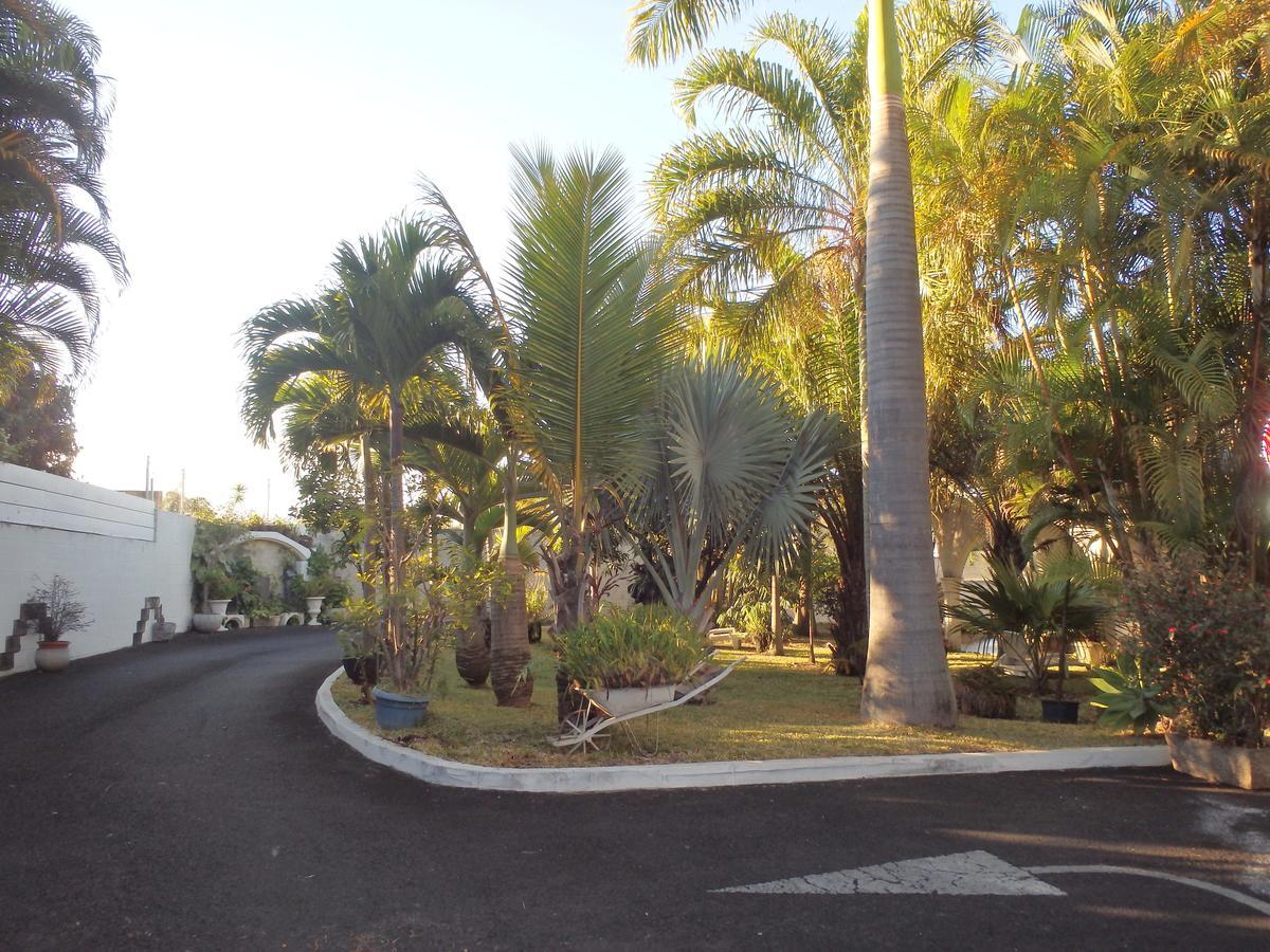 Hotel Residence Le Phoenix Saint Pierre Ngoại thất bức ảnh